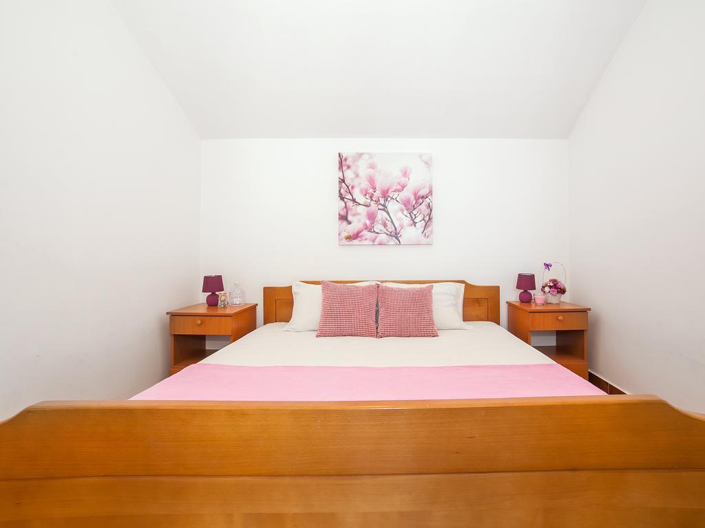 Apartments Elena Tivat Exterior photo